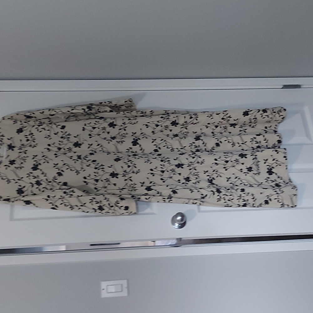 Long sleeve maxi dress,beige with black flowers